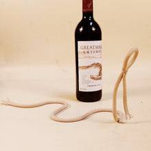 Load image into Gallery viewer, Magic Suspended Rope Wine Bottle Holder