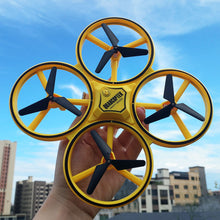 Load image into Gallery viewer, Quadcopter Flying Drone